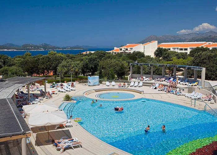 Valamar Tirena Hotel